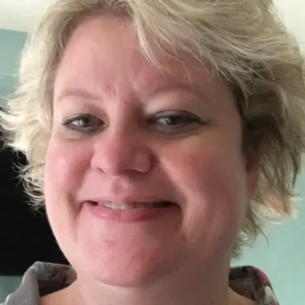Photo of Jeannie M.